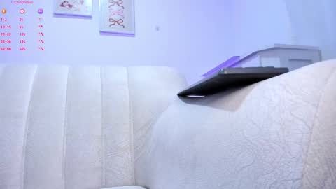 Snapshot of barbie_brunette3 chatting on 01/19/25, 05:37  independet model online show from 01/19/25, 05:37