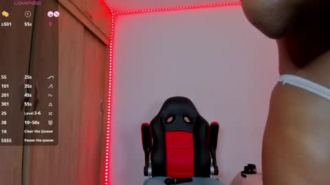 Nicolle  online show from 05/28/26, 12:35