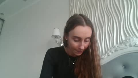 Kate online show from 04/25/26, 03:53