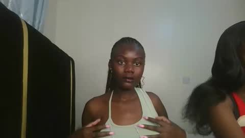 queen online show from 10/11/25, 10:03