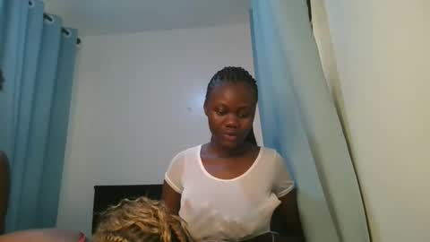 queen online show from 03/27/26, 08:59