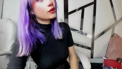 Barbie online show from 11/11/25, 02:17