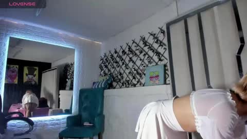 Snapshot of barbieambarx chatting on 05/09/26, 04:23 Barbie online show from 05/09/26, 04:23