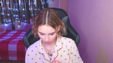 Eva online show from 02/05/25, 08:25