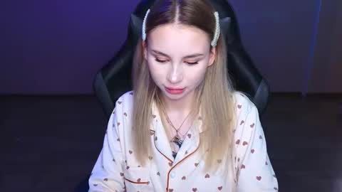 Eva online show from 03/01/25, 10:21