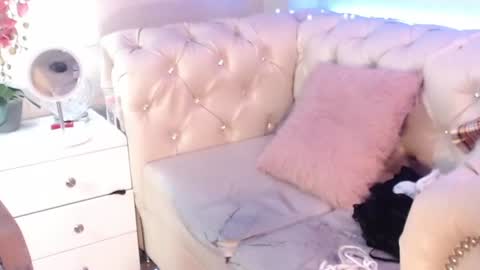 Snapshot of barbiefox_ chatting on 06/30/26, 12:22 barbiefox_ online show from 06/30/26, 12:22
