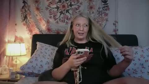 Snapshot of barbiegirl966 chatting on 05/08/26, 08:14 barbiegirl966 online show from 05/08/26, 08:14