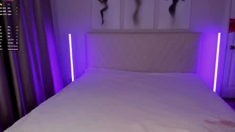  Emma online show from 04/26/26, 07:44