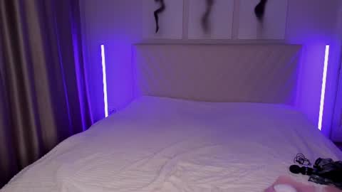  Emma online show from 06/15/26, 08:44