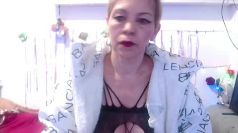 Snapshot of barbiemature chatting on 05/23/26, 08:40 barbiemature online show from 05/23/26, 08:40