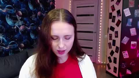 Snapshot of barbiepie chatting on 10/16/25, 03:57 barbiepie online show from 10/16/25, 03:57