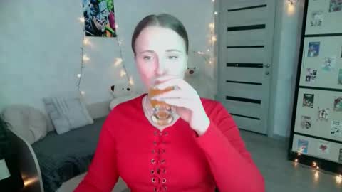 Snapshot of barbiepie chatting on 11/03/25, 02:24 barbiepie online show from 11/03/25, 02:24