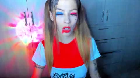 Barbie online show from 11/02/25, 04:04