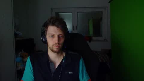 Snapshot of barca200 chatting on 02/15/25, 10:21 barca200 online show from 02/15/25, 10:21