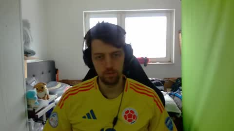 Snapshot of barca200 chatting on 02/16/25, 09:59 barca200 online show from 02/16/25, 09:59