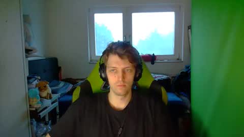 Snapshot of barca200 chatting on 02/25/25, 06:25 barca200 online show from 02/25/25, 06:25