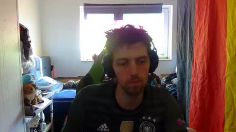 Snapshot of barca200 chatting on 10/03/25, 08:33 barca200 online show from 10/03/25, 08:33