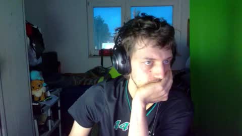 Snapshot of barca200 chatting on 10/06/25, 04:54 barca200 online show from 10/06/25, 04:54