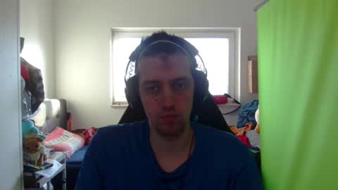 Snapshot of barca200 chatting on 12/17/25, 09:04 barca200 online show from 12/17/25, 09:04