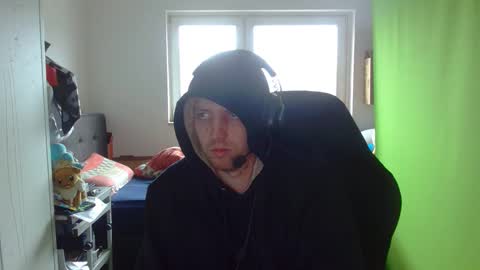 Snapshot of barca200 chatting on 12/21/25, 11:28 barca200 online show from 12/21/25, 11:28