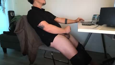 bardamu333333 online show from 10/30/25, 12:01