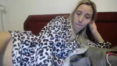 Lena online show from 02/25/25, 07:47