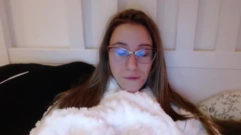 Lena online show from 11/25/25, 10:15
