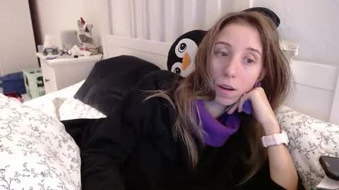 Lena online show from 12/16/25, 07:08
