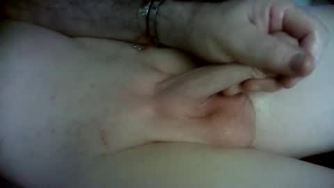 Snapshot of barenaked07 chatting on 01/05/25, 04:47 barenaked07 online show from 01/05/25, 04:47