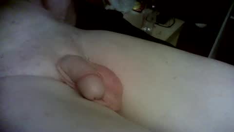 Snapshot of barenaked07 chatting on 02/16/25, 02:09 barenaked07 online show from 02/16/25, 02:09