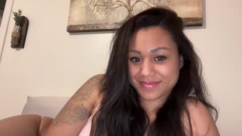 chicka online show from 02/05/25, 01:04