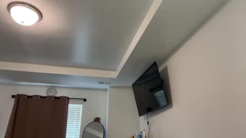 chicka online show from 02/07/25, 04:46