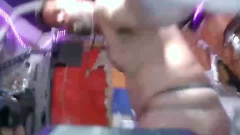 nevametafreaklikemeb4 online show from 05/23/26, 10:52