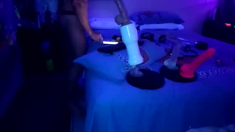 Snapshot of barrablazer76 chatting on 09/19/25, 05:02 barrablazer76 online show from 09/19/25, 05:02