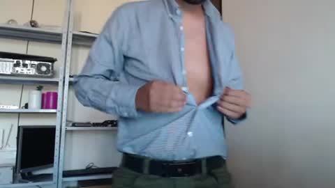 Snapshot of barryallen_27 chatting on 06/19/26, 01:26 Barry online show from 06/19/26, 01:26