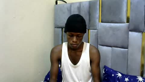 Snapshot of bashlouis1 chatting on 08/04/26, 07:33 bashlouis1 online show from 08/04/26, 07:33