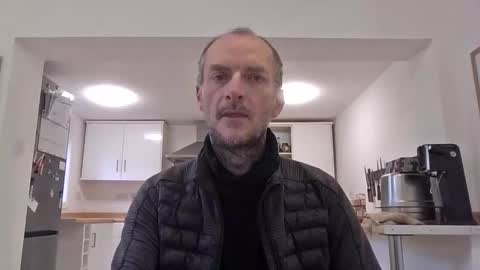 Snapshot of basiccamguy chatting on 11/13/25, 08:57 basiccamguy online show from 11/13/25, 08:57