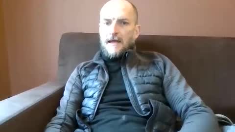 Snapshot of basiccamguy chatting on 12/15/25, 10:30 basiccamguy online show from 12/15/25, 10:30