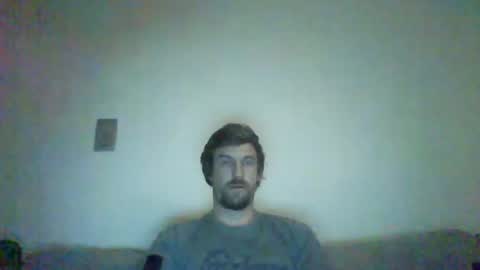 Snapshot of basteleus1 chatting on 02/06/25, 05:35 basteleus1 online show from 02/06/25, 05:35