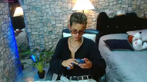 Snapshot of bastiaan_28 chatting on 05/06/26, 02:51 Bastian online show from 05/06/26, 02:51