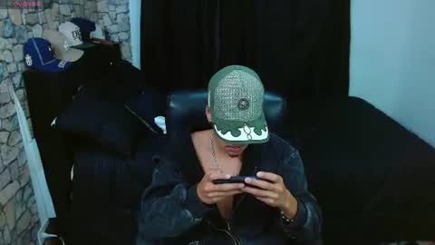 Snapshot of bastiaan_28 chatting on 07/05/26, 04:19 Bastian online show from 07/05/26, 04:19
