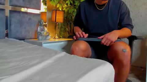 Bastian Independent Model online show from 09/19/25, 04:18