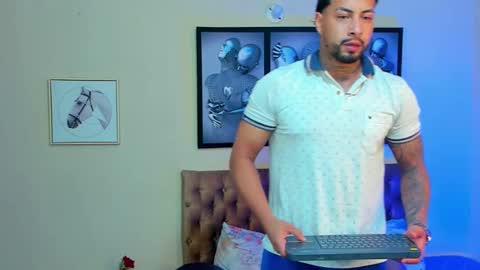 Snapshot of bastian_jones1 chatting on 01/04/25, 04:01 bastian_jones1 online show from 01/04/25, 04:01