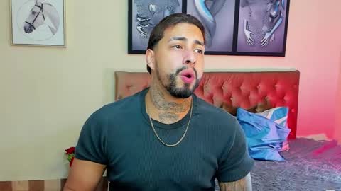 Snapshot of bastian_jones1 chatting on 01/12/25, 11:36 bastian_jones1 online show from 01/12/25, 11:36