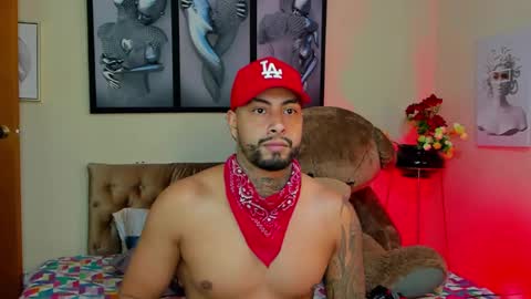 Snapshot of bastian_jones1 chatting on 02/02/25, 07:20 bastian_jones1 online show from 02/02/25, 07:20