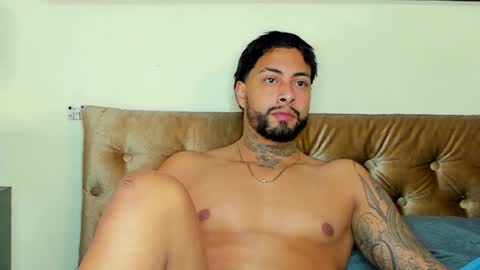 Snapshot of bastian_jones1 chatting on 03/08/25, 09:39 bastian_jones1 online show from 03/08/25, 09:39