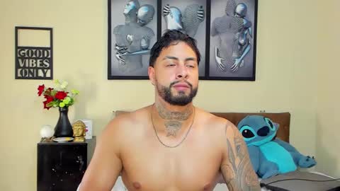 Snapshot of bastian_jones1 chatting on 03/10/25, 01:23 bastian_jones1 online show from 03/10/25, 01:23