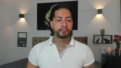 Snapshot of bastian_jones1 chatting on 09/23/25, 11:35 bastian_jones1 online show from 09/23/25, 11:35