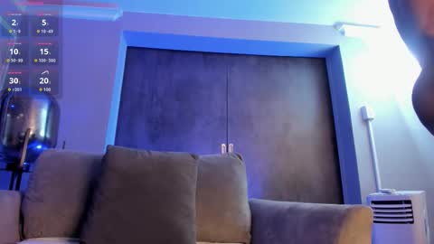 Bastian. online show from 12/17/25, 12:11