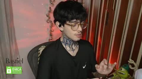 Bastiel online show from 11/07/25, 01:38